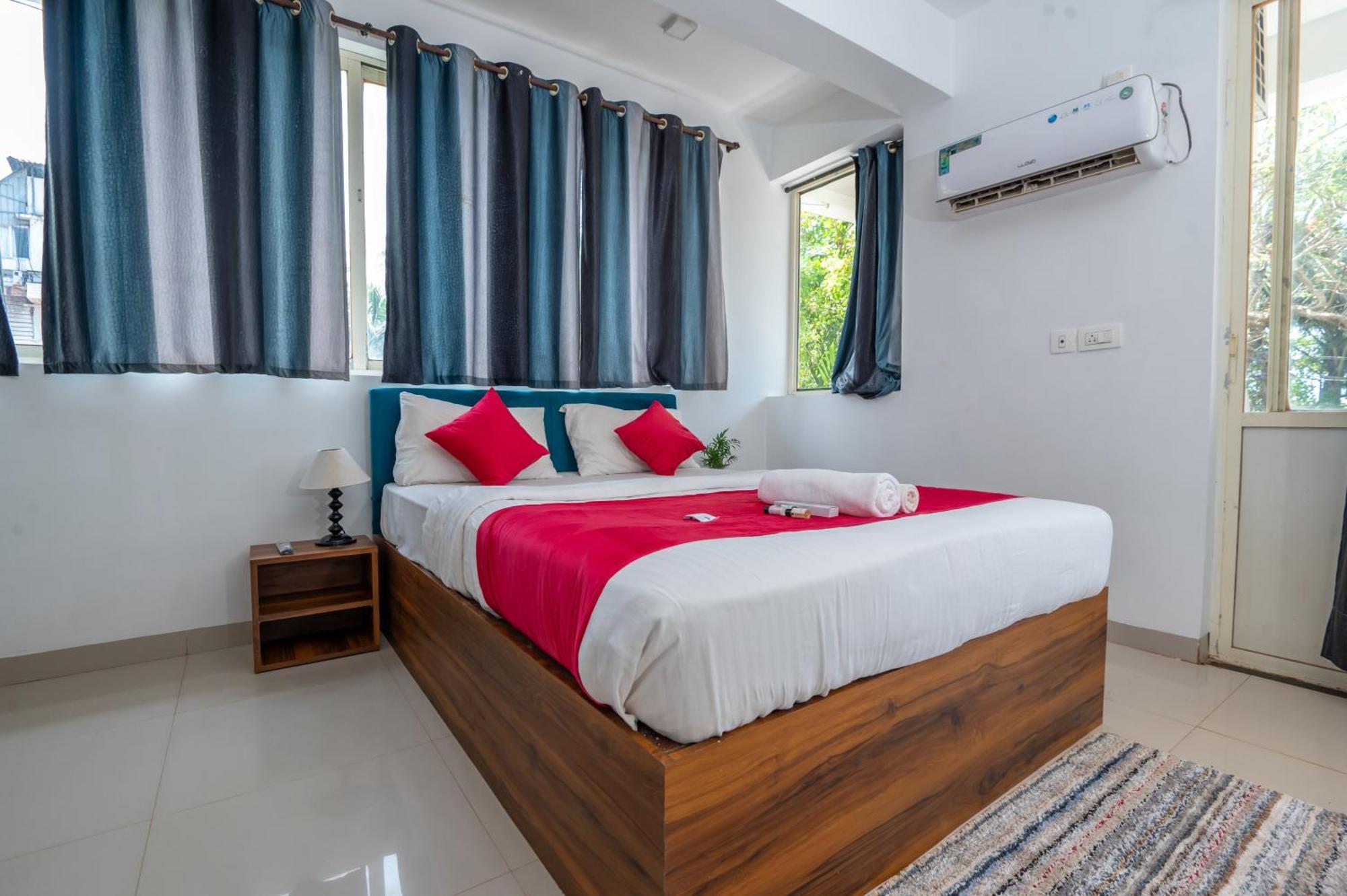 Morjim Sea Waves-Beach Front Hotel מראה חיצוני תמונה