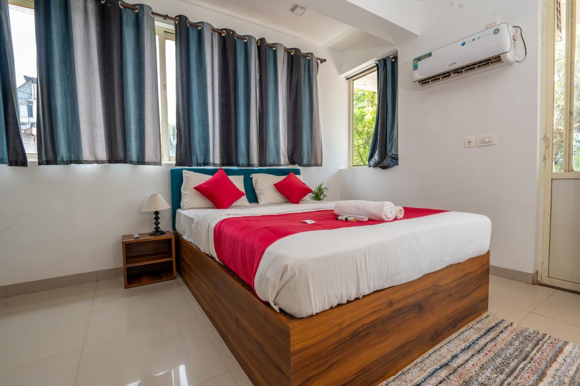 Morjim Sea Waves-Beach Front Hotel מראה חיצוני תמונה