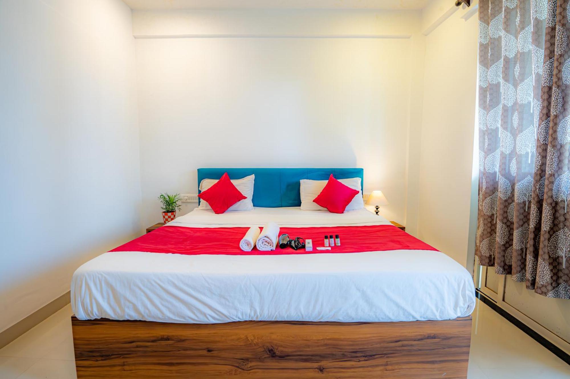 Morjim Sea Waves-Beach Front Hotel מראה חיצוני תמונה