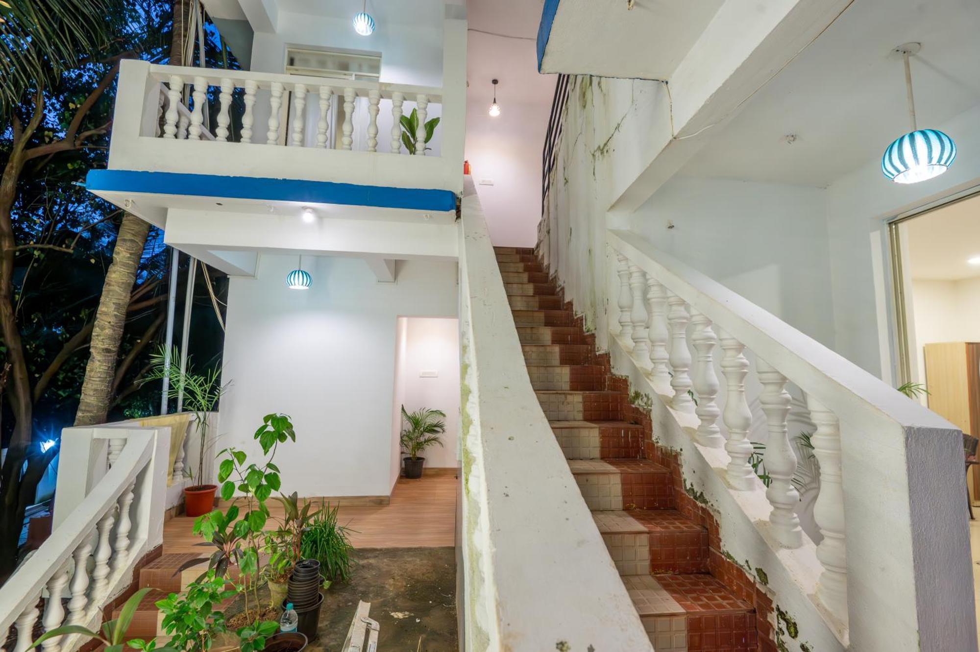 Morjim Sea Waves-Beach Front Hotel מראה חיצוני תמונה